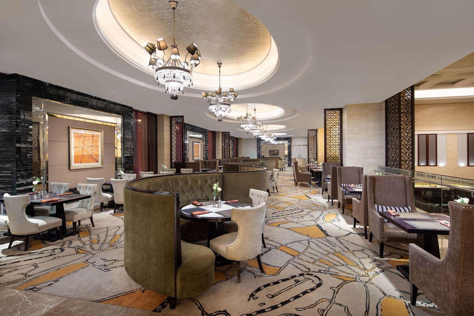 Wyndham Xinyang Downtown Hotel Eksteriør billede