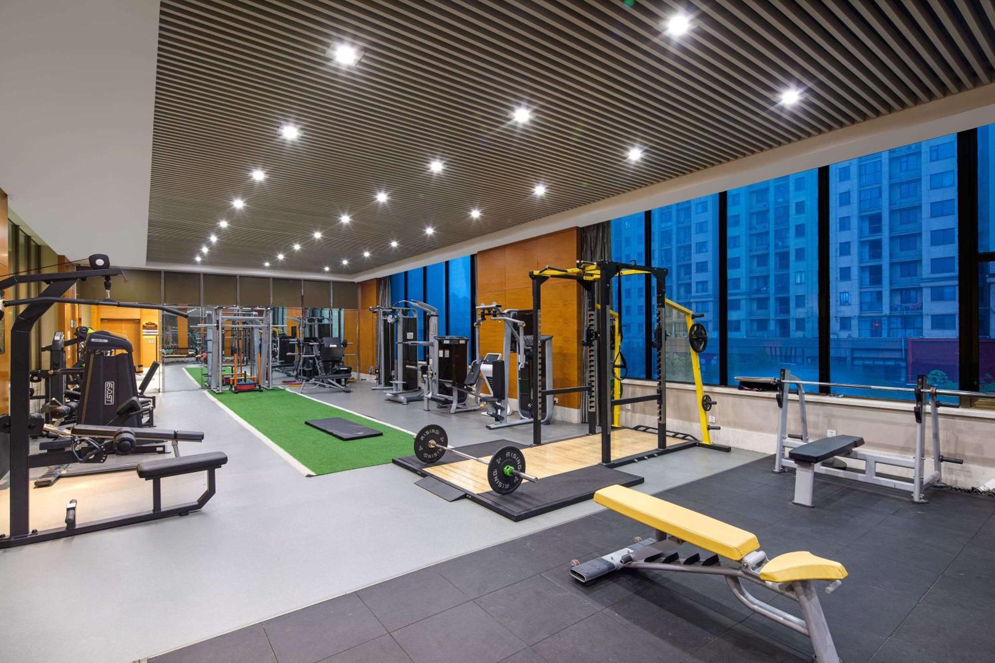 Wyndham Xinyang Downtown Hotel Eksteriør billede